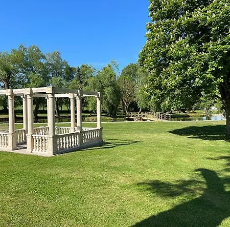 Domaine De Hotel
