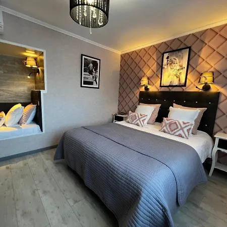 Domaine De Hotel 3*
