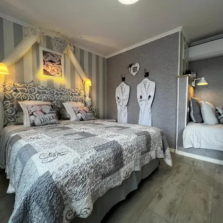 Domaine De Hotel Roullet