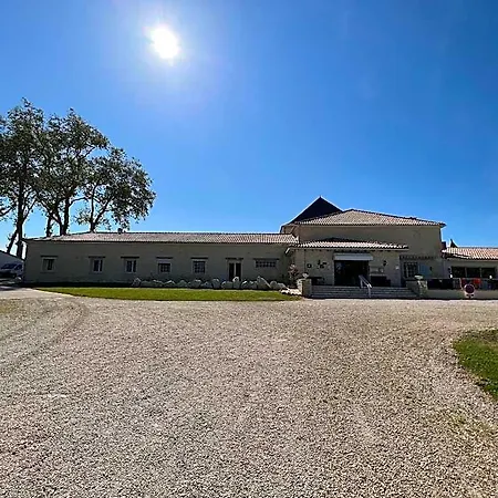 Domaine De Roullet