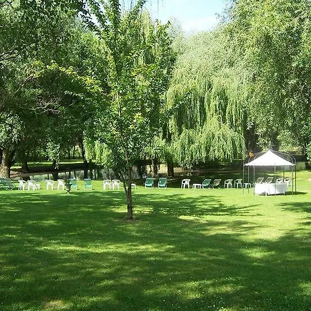Domaine De 3* Roullet