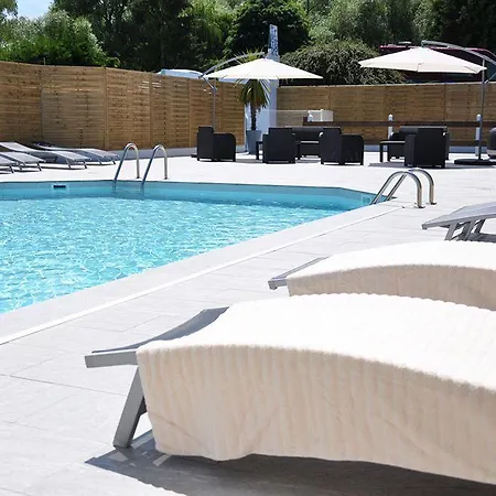 Domaine De Hotel Roullet