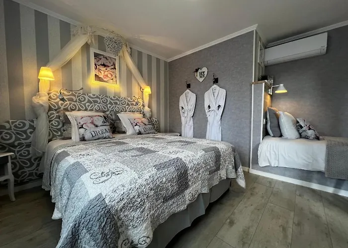 Domaine De Hotel Roullet